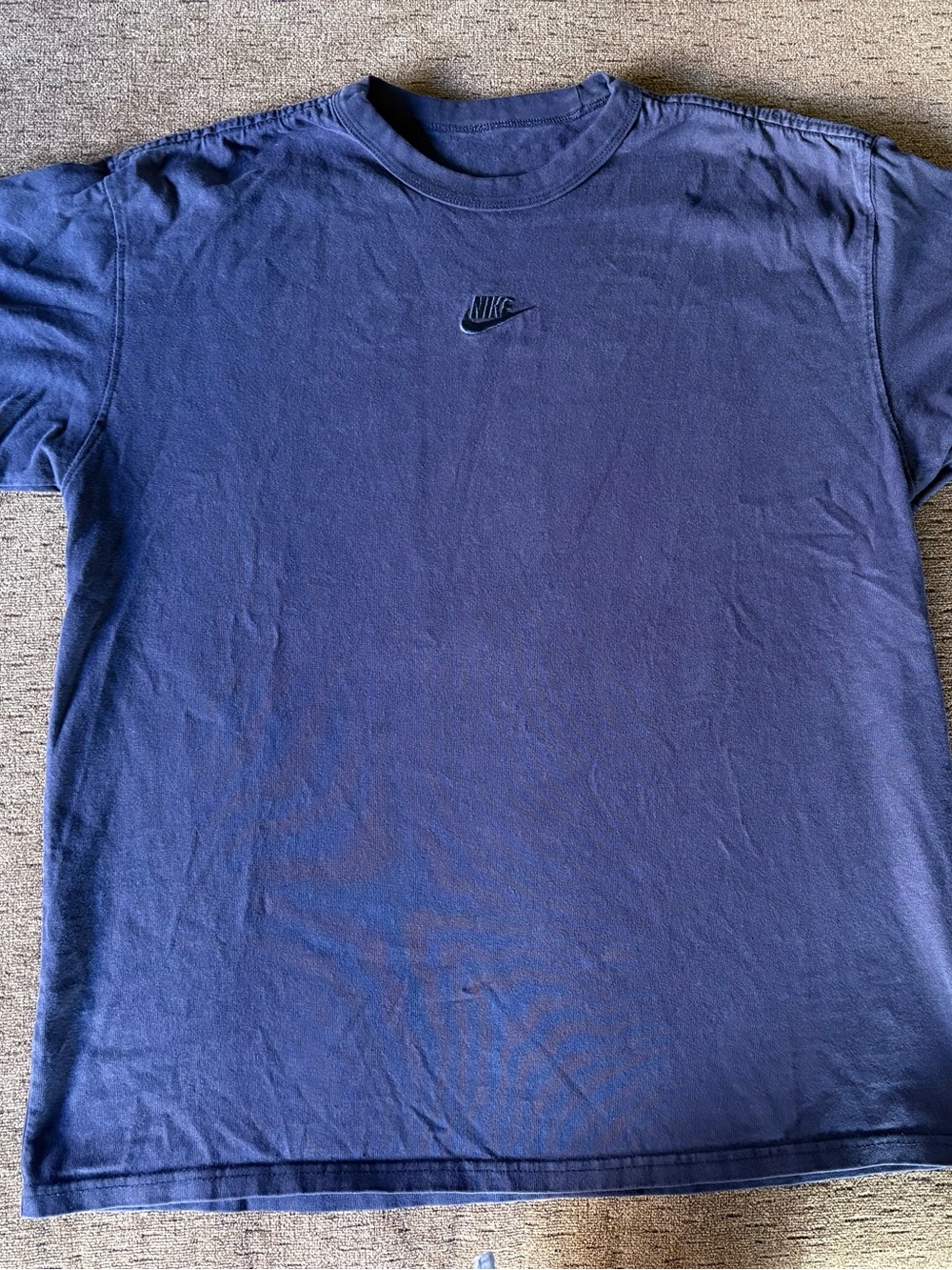 Nike Sportswear Premium Essential t- Shirt Size large